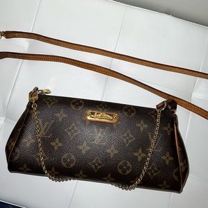 ** SOLD ** Louis Vuitton Eva Clutch ** DO NOT BUY SOLD ON ANOTHER PLATFORM **